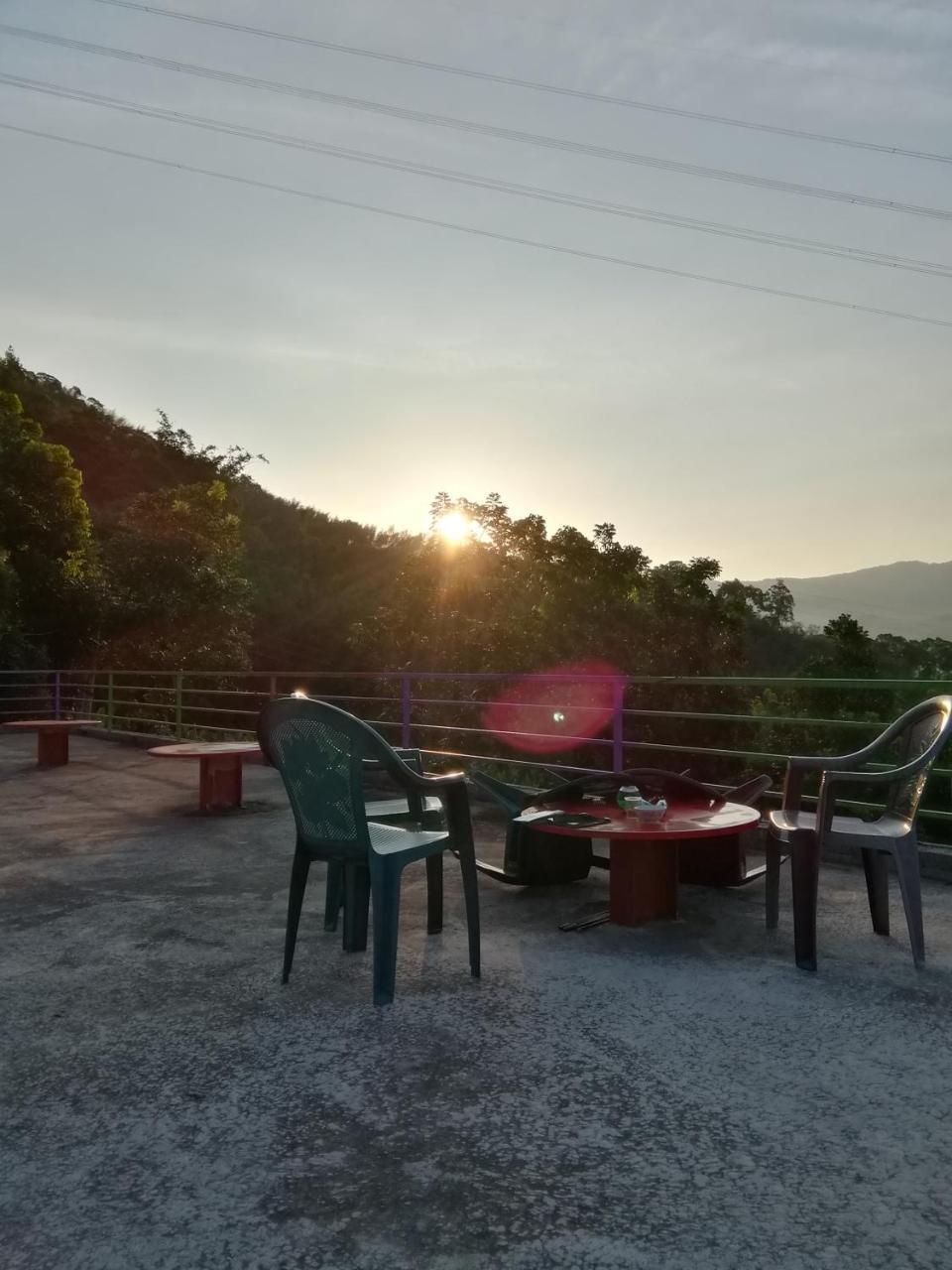 台東民宿 關山桃花心木民宿農場 Guanshan Dış mekan fotoğraf